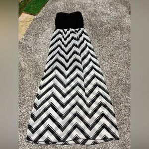 Sweet Storm Juniors Small Strapless Chevron Long Short Sheer Dress